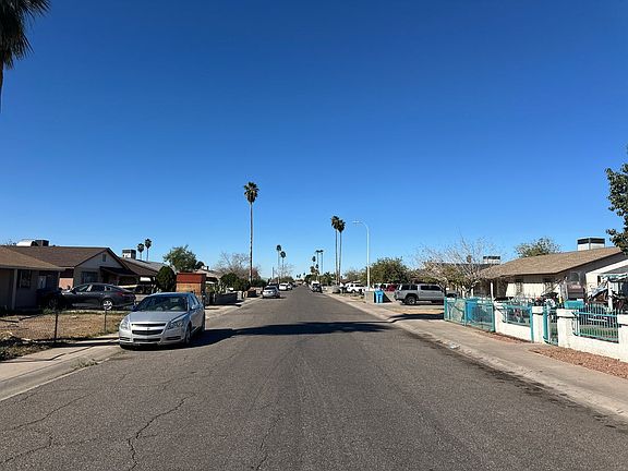 4th image of 4823 W Palm Ln