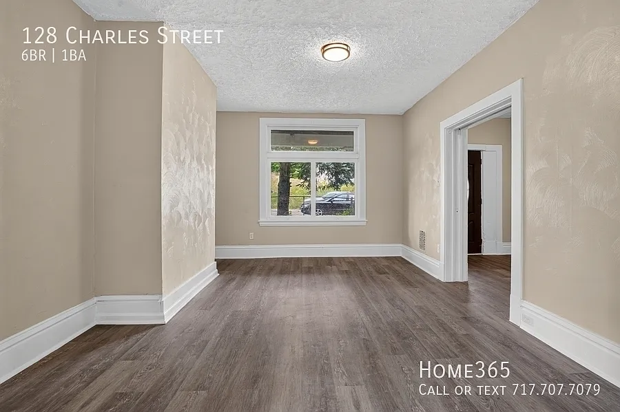 128 Charles St