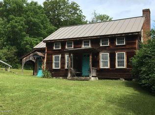 21 Bush Rd, Cummington, MA 01026