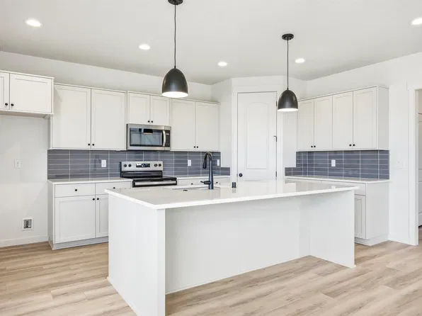 215 Packer St, Prosser, WA 99350