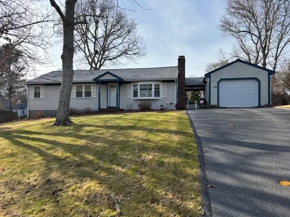 15 Jonquil Rd, Yarmouth Port, MA 02675