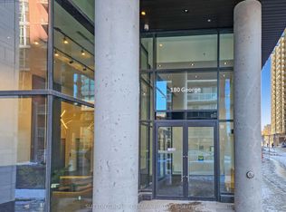 180 George St #1701, Ottawa, ON K1N 9M2