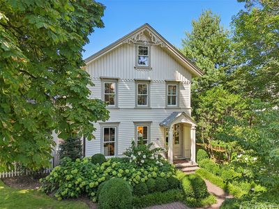 19 E Williston Avenue, East Williston, NY, 11596