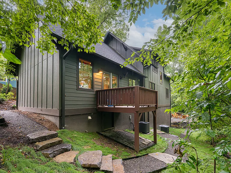 51B Westover Dr #B — Photo 6