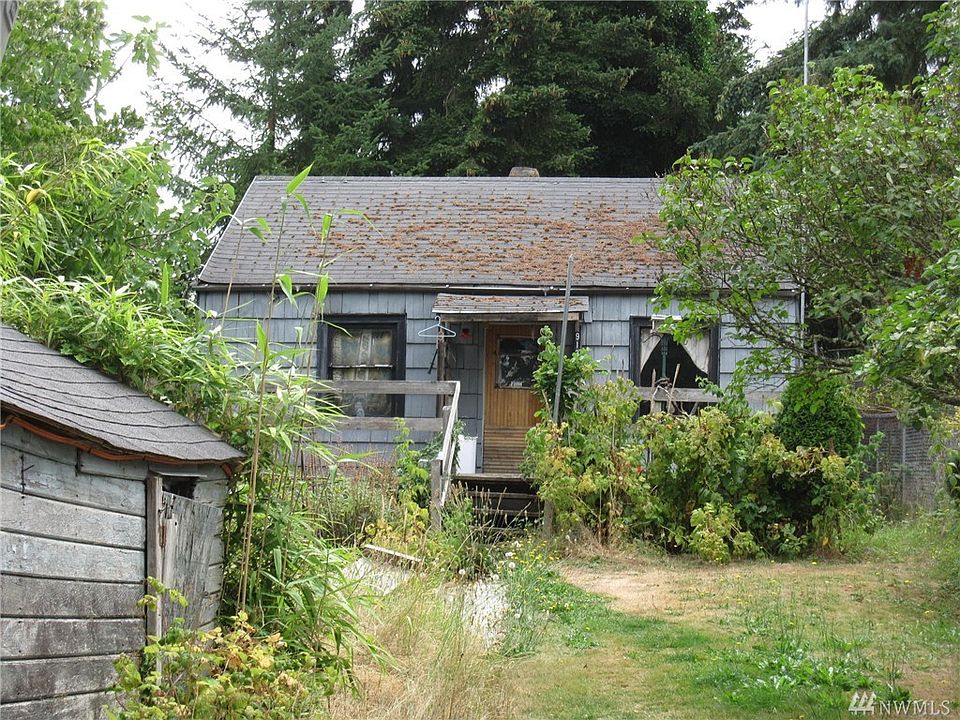 1st image of 913 Austin Ave