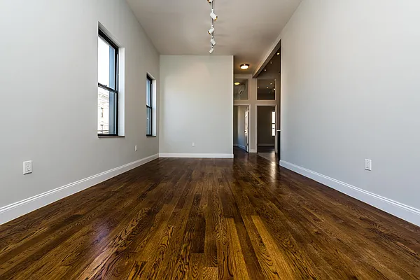 Rented by Nooklyn NYC LLC | media 42