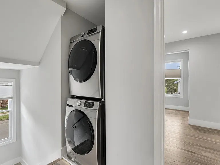 2235 Quincy St NE — Photo 18