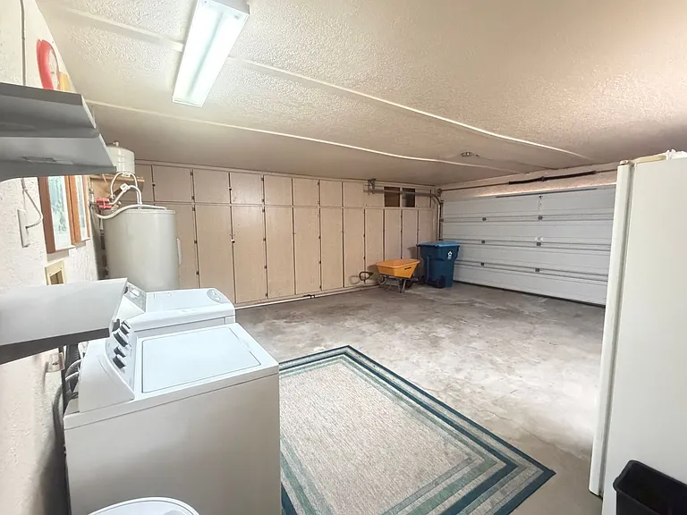 441 Silver King Dr — Photo 45