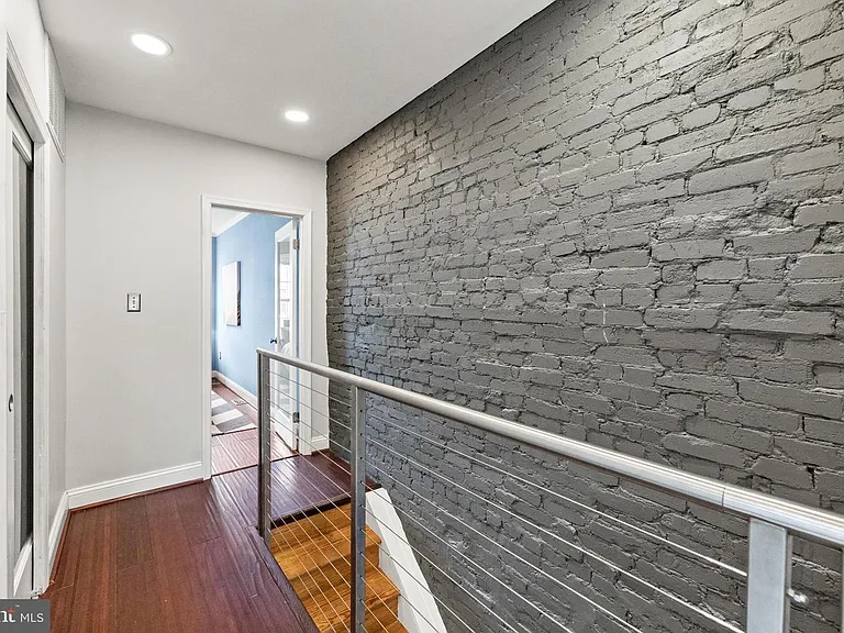 2223 12th Pl NW — Photo 10