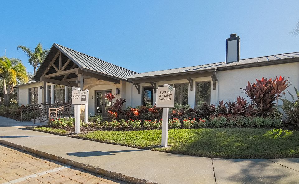 The Palms of Clearwater Apartments Exterior