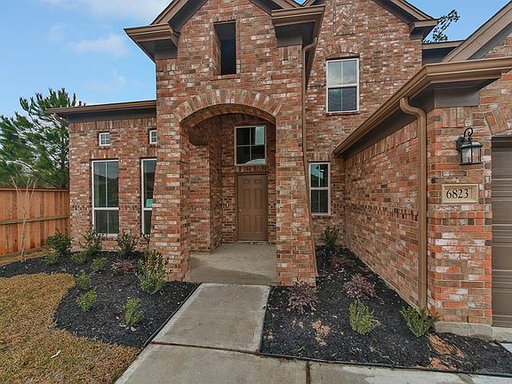 3rd image of 6823 Oaken Gate Way
