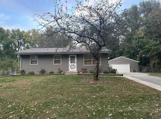 449 Mockingbird Ln, South Beloit, IL 61080