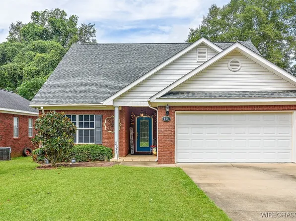 606 Frankfort Dr, Dothan, AL 36305