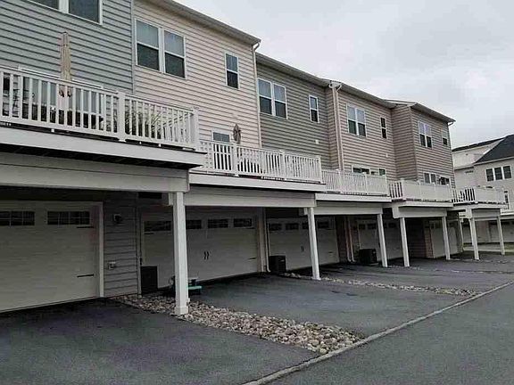 2nd image of 602 N Atwater Dr