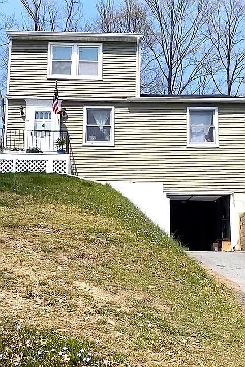 1st image of 66 Wickham Ave