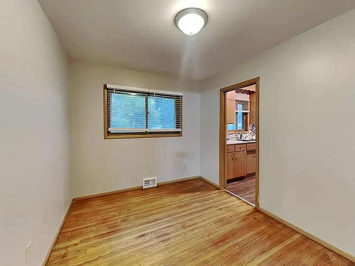 5600 Vera Cruz Ave N — Photo 10
