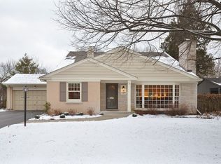 729 Windsor Rd, Glencoe, IL 60025