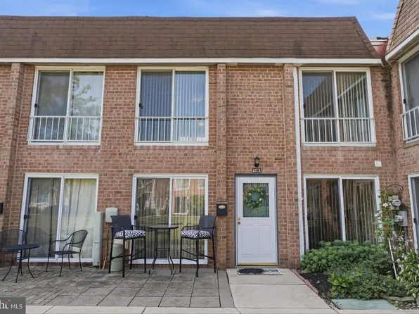 418 Brandywine Ct, Warminster, PA 18974
