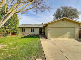 1424 Gary Ln, Modesto, CA 95355