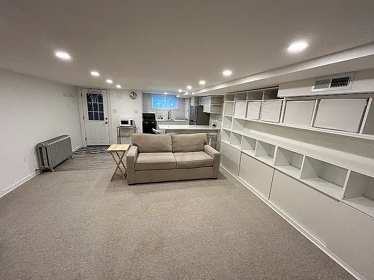 1 bed, 750 sqft, $2,100 — Photo 4