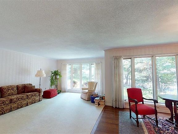 4th image of 333 N Portage Path Unit 35