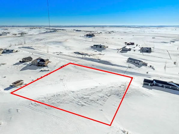 Mortenson St, Williston, ND 58801