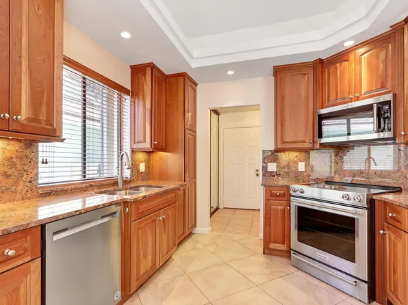 325 Leeward Drive, Jupiter, FL 33477