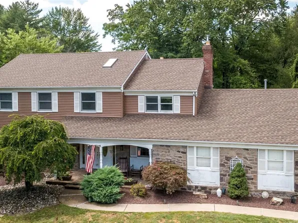 103 Tanglebrook Dr, Holland, PA 18966