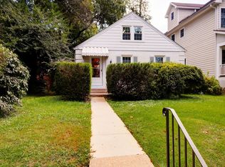 4851 Crescent St, Bethesda, MD 20816