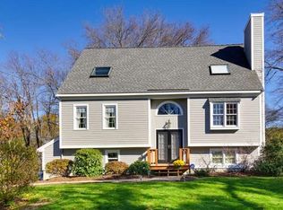 89 School St, Northborough, MA 01532