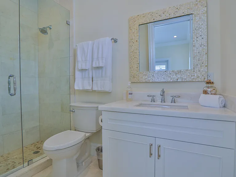 128 Leoni Dr — Photo 20