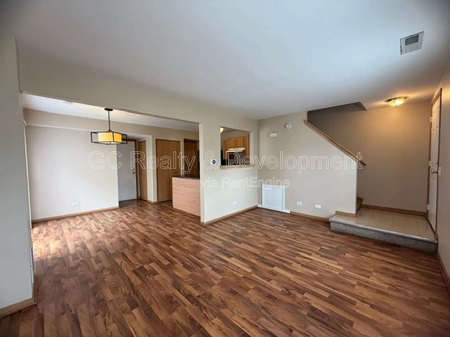 3 bed, 1.5 bath, 1064 sqft, $2,295 — Photo 2