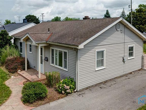 3rd image of 515 Oaklawn Ave