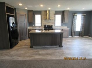 57802 Rochester Ln, Washington, MI 48094