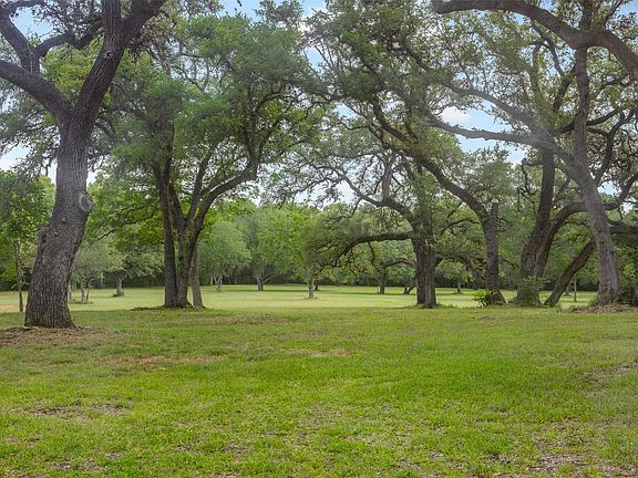 3rd image of 612 Fm 1457