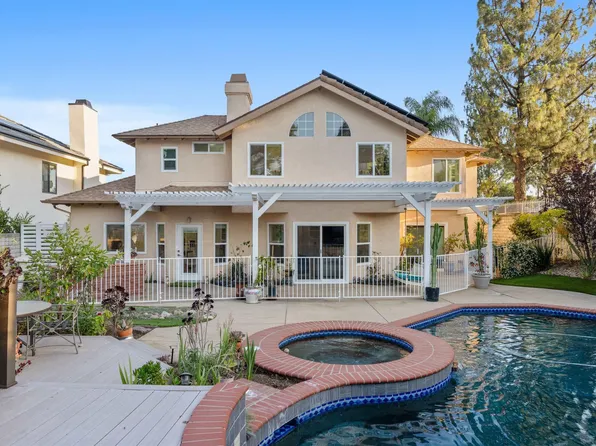 18857 Beechtree Ln, Porter Ranch, CA 91326