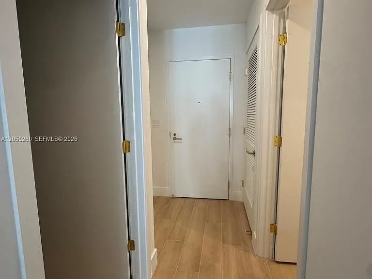 90 NE 32nd St #206 — Photo 10