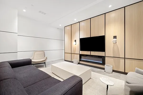 Rented by CW Realty Property Management LLC | media 15