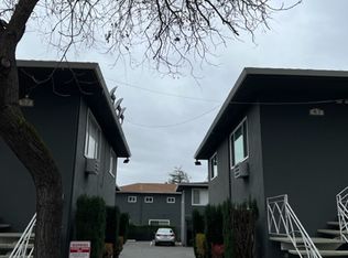 Pruneyard Garden Apartments, Campbell, CA 95008