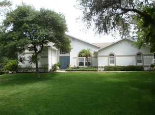 9615 Dantel Dr, New Port Richey, FL 34654