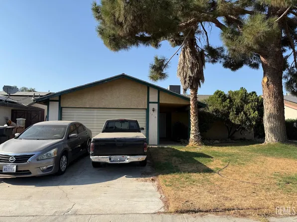 1716 Saint Clair Ct, Bakersfield, CA 93304