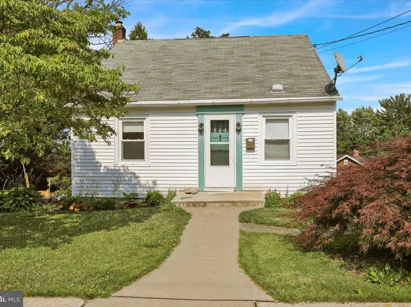 141 Chestnut St, Mohnton, PA 19540