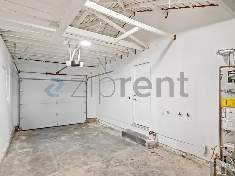1443 Jeffery Ave — Photo 20