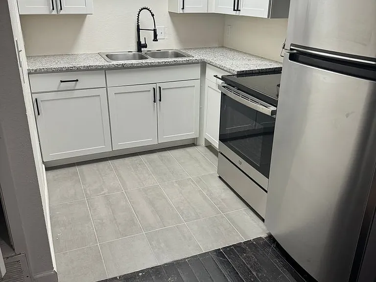 3203 Helms St — Photo 11