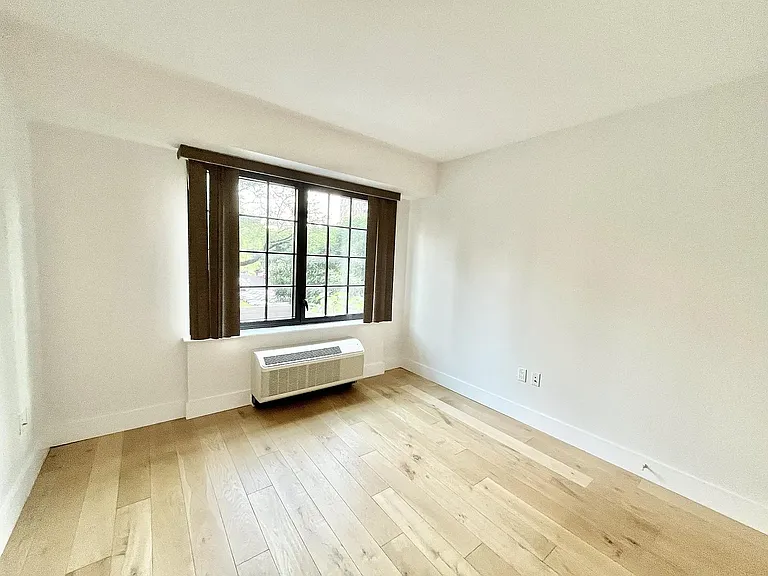 504 Myrtle Ave #3S — Photo 5