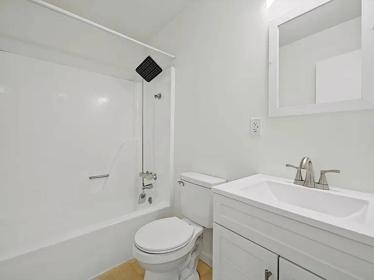 300 Marlin Dr — Photo 6