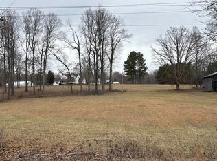 5294 Bowling Green Rd, Scottsville, KY 42164