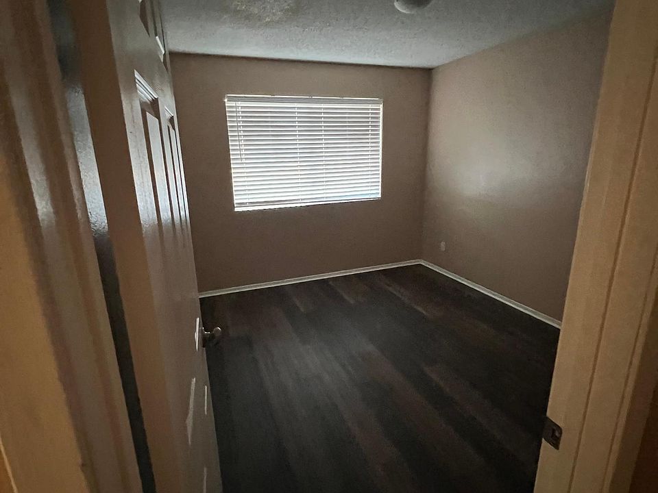 1st image of 13014 N 31st Dr