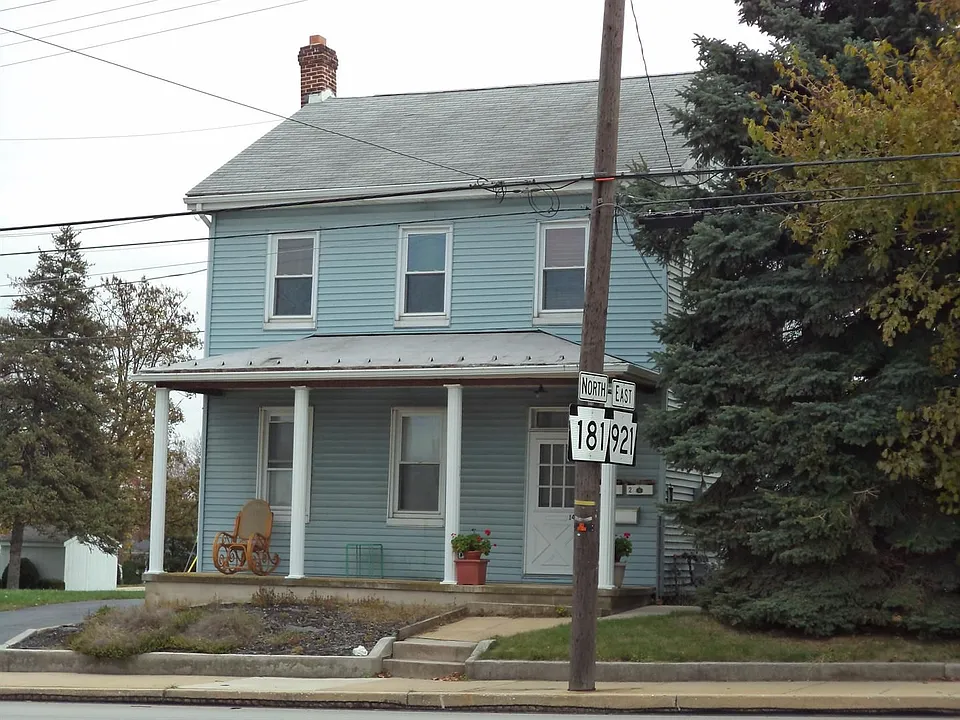 147 S Main St