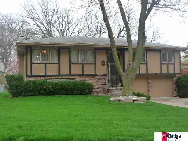 1st image of 217 Douglas Dr